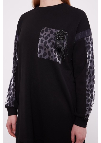 100626 Sıfır Yaka Göğüsü ve Kolu Leopar Detaylı Oversize Etek Ucu Leopar Detaylı Kloş Kloş Leopar Desenli Takım #01-25# indirimleri