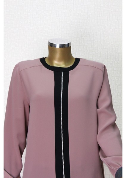 61106 Önü ve Kol Uçları Taş Detaylı Rahat Kesim Tunik Qys Tunik 61106 #23-063 modelleri