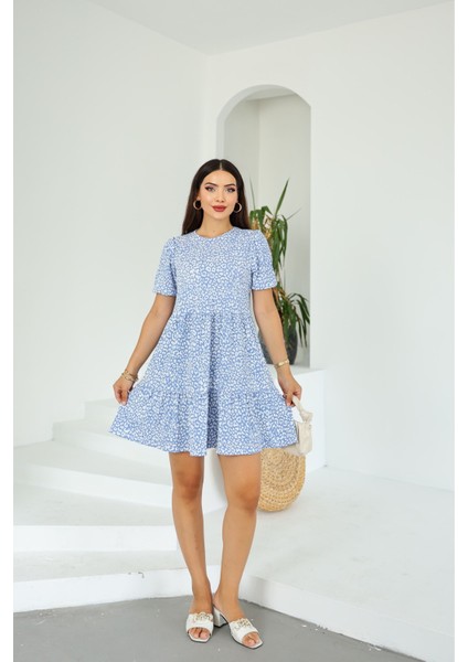 Kadın Mavi Beyaz Desenli Mini Elbise – Rahat Kesim, Kısa Kollu, Yazlık Günlük ve Şık Kombin