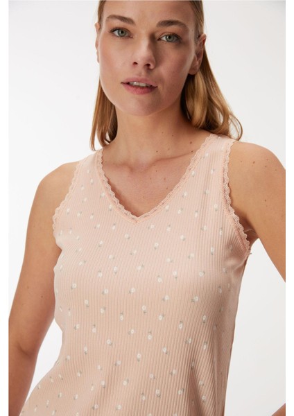 Kadın Askılı V Yaka Dantel Detaylı Şort Pijama Takım fiyatları