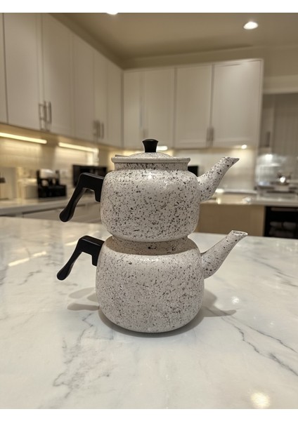 Home Premium Granit Çaydanlık – Ergonomik ve Isıya Dayanıklı Sap modelleri