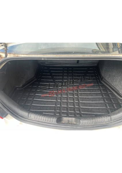 2002 Ford Mondeo Sedan 3D Kauçuk Bagaj Havuzu modelleri