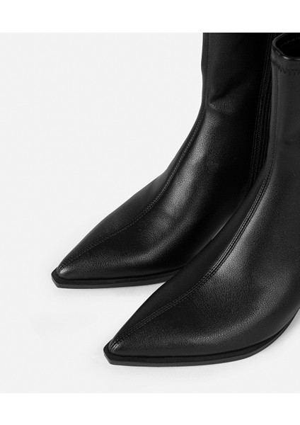 Deri Görünümlü Mini Topuklu Bot IW6250034002001 fırsatları