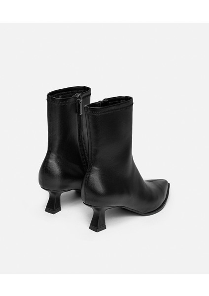 Deri Görünümlü Mini Topuklu Bot IW6250034002001 indirimleri
