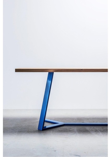 Yasi Mavi Metal Masif Yemek Masası modelleri