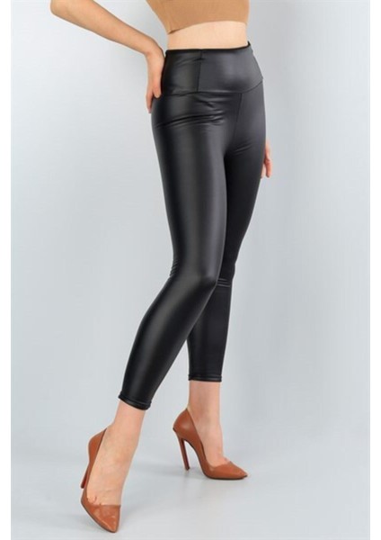 Kadın Siyah Deri Görünümlü Içi Polarlı Suni Deri Slimfit Yüksek Bel Tayt Pantolon modelleri