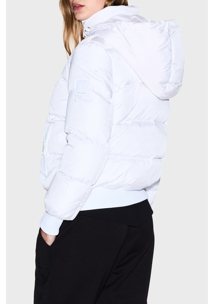 Kapitoneli Regular Fit Çıkarılabilir Kapüşonlu Şişme Mont Bayan Mont XW000228 AF12286 U0002 modelleri