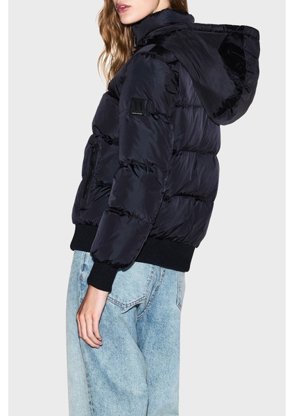 Kapitoneli Regular Fit Çıkarılabilir Kapüşonlu Şişme Mont Bayan Mont XW000228 AF12286 UC001 modelleri