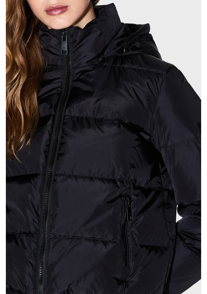 Kapitoneli Regular Fit Çıkarılabilir Kapüşonlu Şişme Mont Bayan Mont XW000228 AF12286 UC001 fırsatları