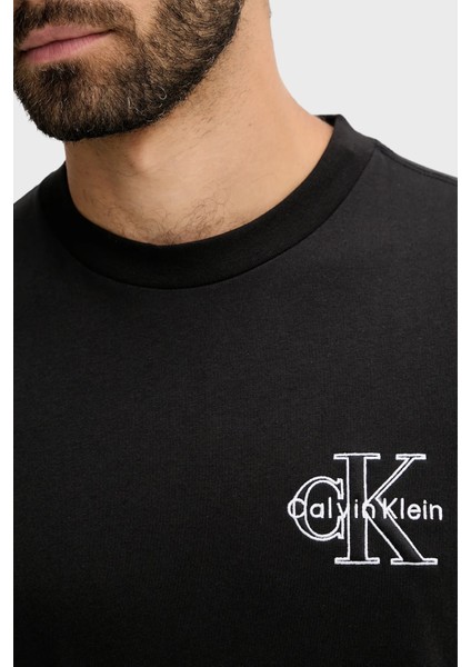 % 100 Pamuk Regular Fit Bisiklet Yaka Logolu T Shirt LV04RC856GUB1 Erkek T Shirt LV04RC856G Ub1 fırsatları