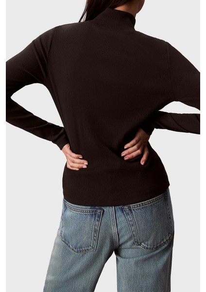 Fitilli Logolu Pamuklu Slim Fit Balıkçı Yaka Kazak LV047D203GUB1 Bayan Kazak LV047D203G Ub1 modelleri