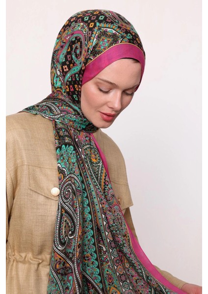 Fuşya Luven Sara Etnik Desenli Şal fiyatları