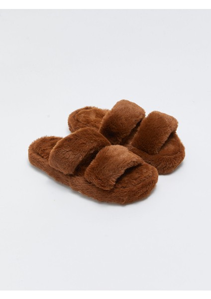 Peluş Kırmızı Aşk Kalpli Kadın Ev Terliği Rahat ve Şık Kışlık Hafif Kaymaz