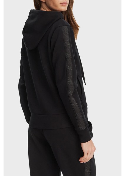 New Regular Fit Kapüşonlu Yaka Logolu Sweat W5YQ05KBYE2 Bayan Sweat W5YQ05 Kbye2 Jblk modelleri