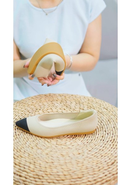 Kadın Bej-Siyah Babet – Rahat & Şık Flyknit Kumaş