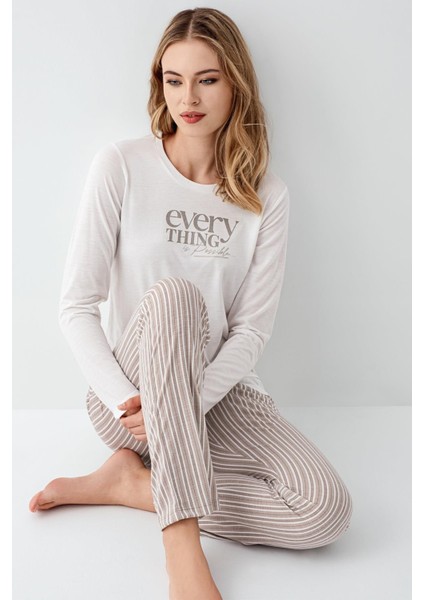 Kadın %100 Pamuklu Pijama Takım, Uzunkol, Cepli, Yazı Baskılı fiyatları