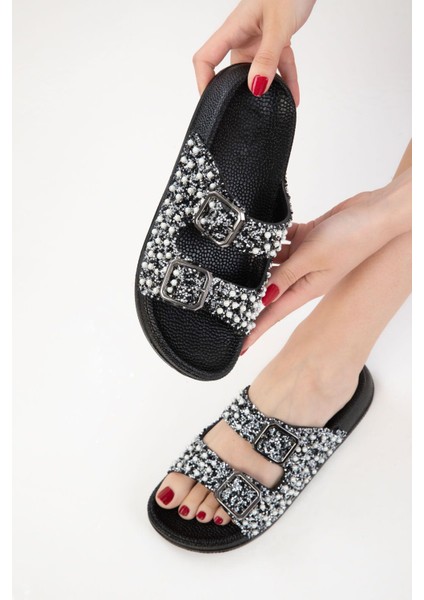 Siyah Beyaz Yazlık Kadın Terlik – Konforlu Çift Tokalı Tasarım fiyatları