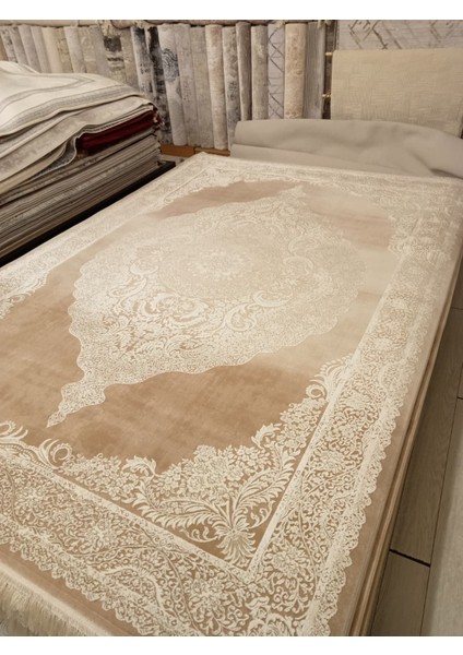 Ipek Llllp 200X290