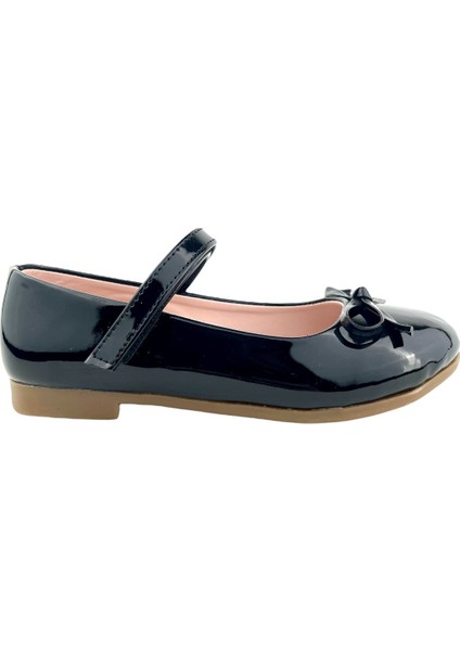 Minik Fiyonklu Klasik Rugan Çocuk Ayakkabısı indirimleri