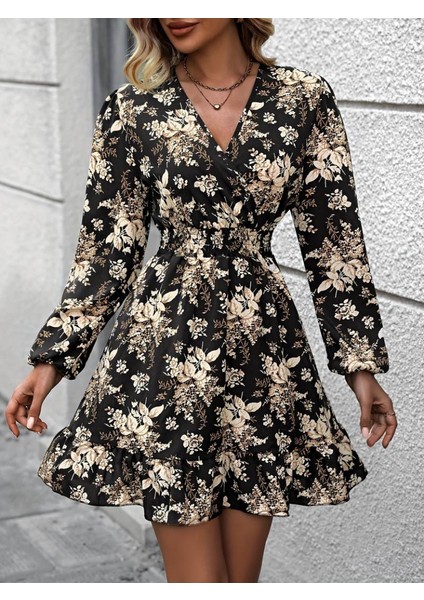Kadın Uzun Kollu Kruvaze Yaka Beli Gipeli Çiçek Desenli Kısa Dalgıç Elbise