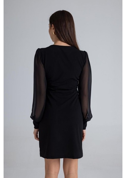 Kadın Kare Yaka Kolları Tül Sandy Kumaş Fırsat Ürün Mini Siyah Elbise