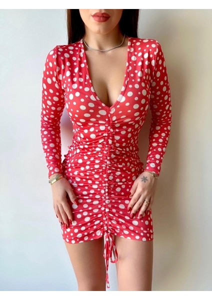 Kadın V Yaka Önü Asansör Büzgü Detay Fırsat Ürün Puantiyeli Mini Elbise indirimleri