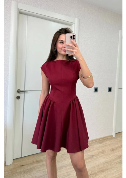 Sırt Dekolteli Çan Detaylı Mini Elbise - Bordo
