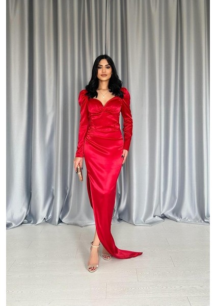 Kırmızı Göğsü Kuplu Yırtmaçlı Elbise