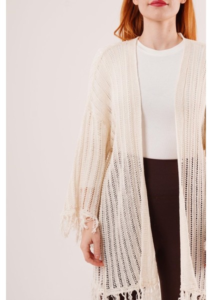 Püskül Detaylı Delikli Model Krem Hırka fiyatları