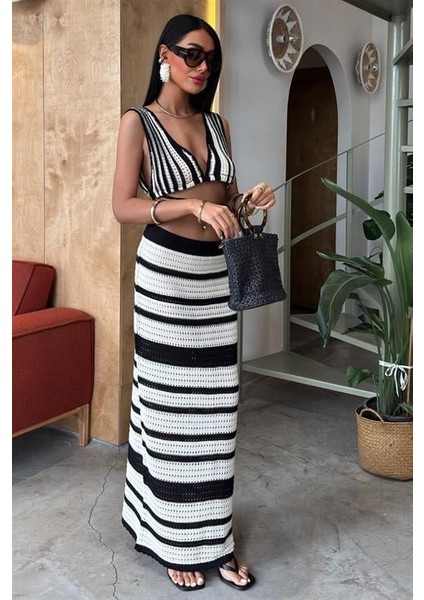 Çizgili Bikini Üst ve Etek Triko Takım 10110 modelleri