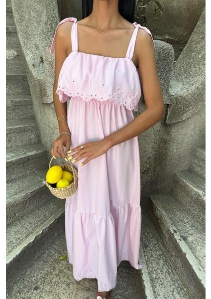 Etek Ucu Brode Nakışlı Boyundan Bağlamalı Elbise 2881