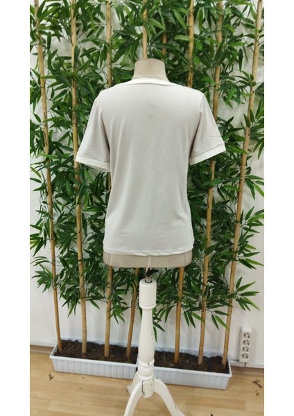 Kadın Kısa Kollu V Yakalı Viskon Bluz