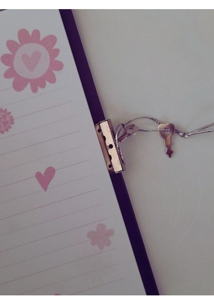 Dinazor Serisi Hatıra Defteri + Jel Kalem fırsatları