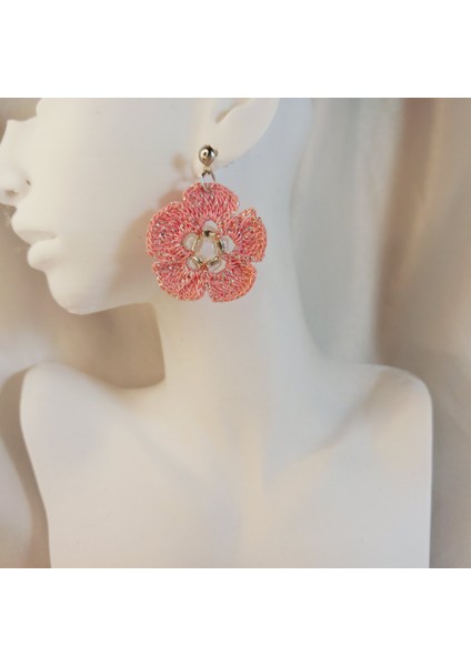 Bohem Tarz El Yapımı Örgü Çiçek Küpe | Günlük ve Özel Gün Kullanımı Için | Antialerjik Hafif Örgü Çiçek Küpe | El Emeği, Zarif Yazlık Küpe Tasarımı | Yaz, Plaj, Bahar Koleksiyonu Takı fırsatları