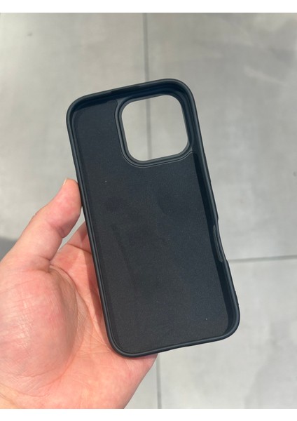 Iphone 16 Pro Uyumlu Içi Kadife Silikon Lansman Kılıf modelleri