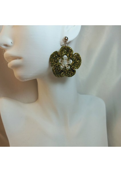 Örgü Çiçek Küpe | El Yapımı, Hafif ve Antialerjik | Yaz Modası Trend Takı | Günlük, Özel Gün ve Hediye Kullanımı | Kadın Aksesuar | Zarif ve Modern Tasarım Küpe Modeli | Kadın Küpe