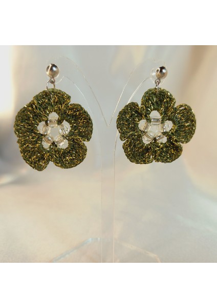 Örgü Çiçek Küpe | El Yapımı, Hafif ve Antialerjik | Yaz Modası Trend Takı | Günlük, Özel Gün ve Hediye Kullanımı | Kadın Aksesuar | Zarif ve Modern Tasarım Küpe Modeli | Kadın Küpe