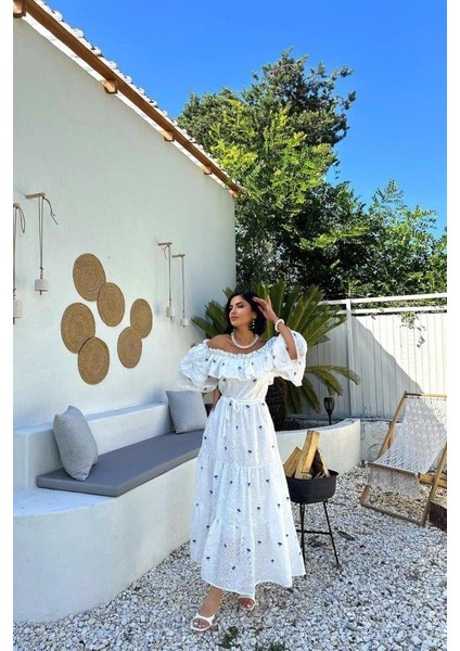 Lila Omuzları Lastikli Brode Elbise