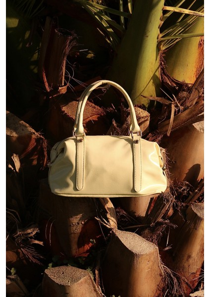 Parlak Mini Kadın El ve Omuz Çantası – Şık ve Zarif Tasarım fırsatları