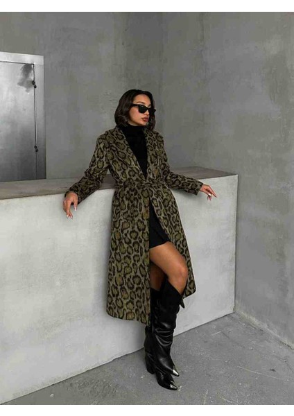 Kadın Kaşe Leopar Kaban modelleri