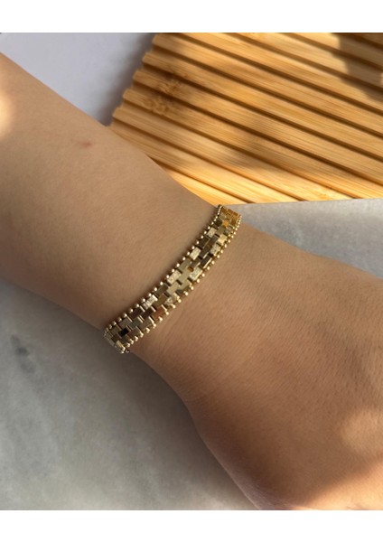 Kordon Model Zarif Şık Gold Renk Çelik Bileklik fiyatları