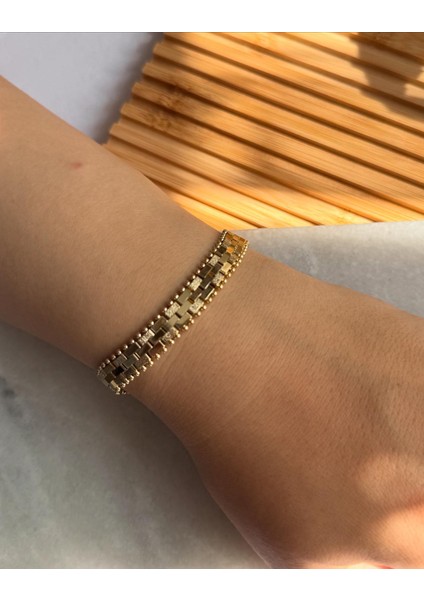 Kordon Model Zarif Şık Gold Renk Çelik Bileklik modelleri