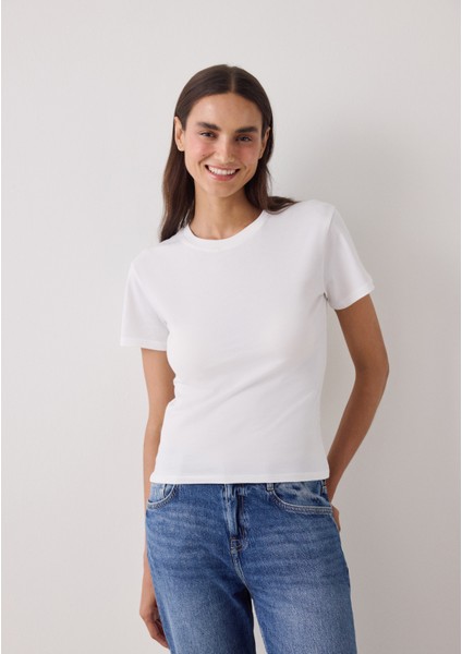 Kırık Beyaz Basic Slim Fit Bisiklet Yaka Tişört fırsatları