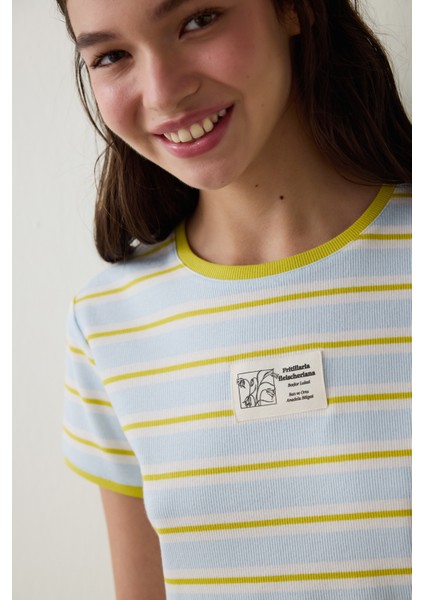 Açık Mavi Bozkır Lalesi Bisiklet Yaka Pamuklu Çizgili Crop Tişört - Inspired by Flora