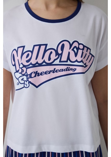 Optik Beyaz Hello Kitty Çizgili Kısa Kollu Bisiklet Yaka Pijama Takımı modelleri