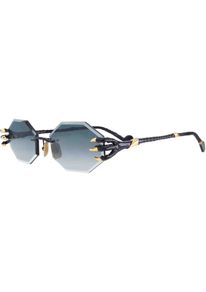 The Claw & The Nest – Octagonal