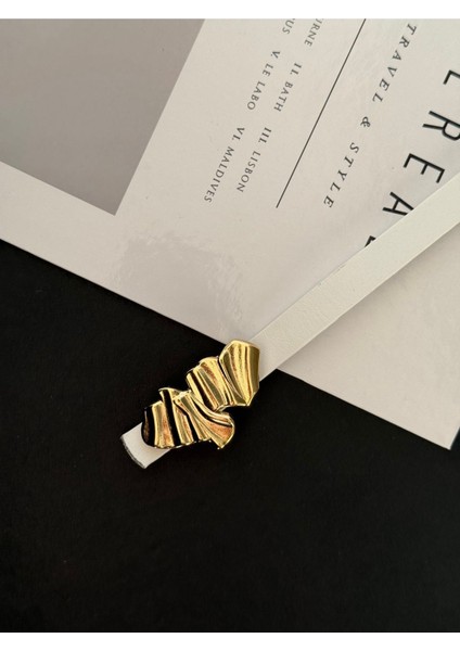 Gold Toka Detaylı Ince Kadın Kemer