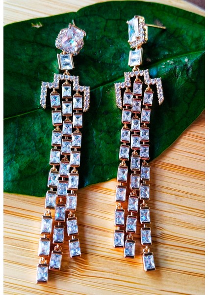 Gold Renk Taşlı Sallantılı Lüks Abiye Küpe