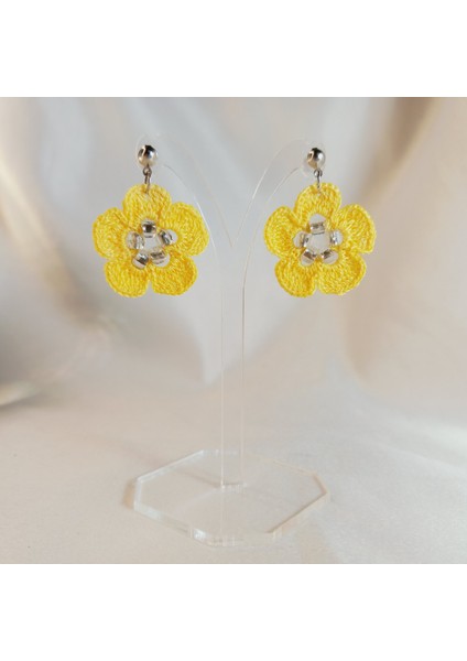 Renkli El Yapımı Örgü Çiçek Küpe | Hafif ve Antialerjik Tasarım | Yaz ve Bahar Koleksiyonu | Günlük ve Özel Günlerde Kullanım | Kadın Takı | Hediye Için Özel Zarif Küpe Modeli modelleri