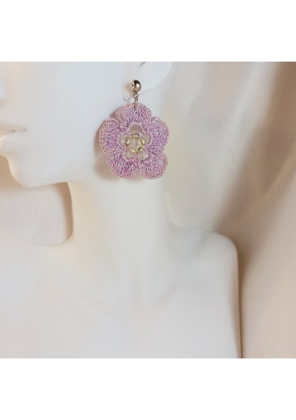 El Örgüsü Çiçek Küpe | Yazlık Moda, Bohem Stil, El Yapımı Takı Modelleri | Kadın El Yapımı Çiçek Küpe | Yaz, Plaj, Bahar Kombinlerine Uygun Tasarım | Hafif Antialerjik El Yapımı Küpe fiyatları